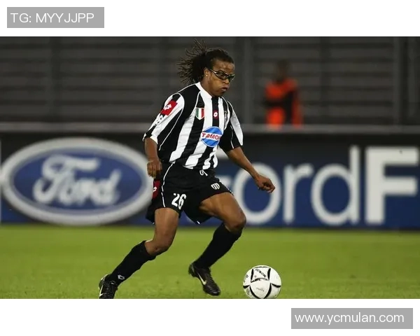 几乎没有黑粉的足球巨星们：他们如何赢得全球球迷的喜爱与尊敬